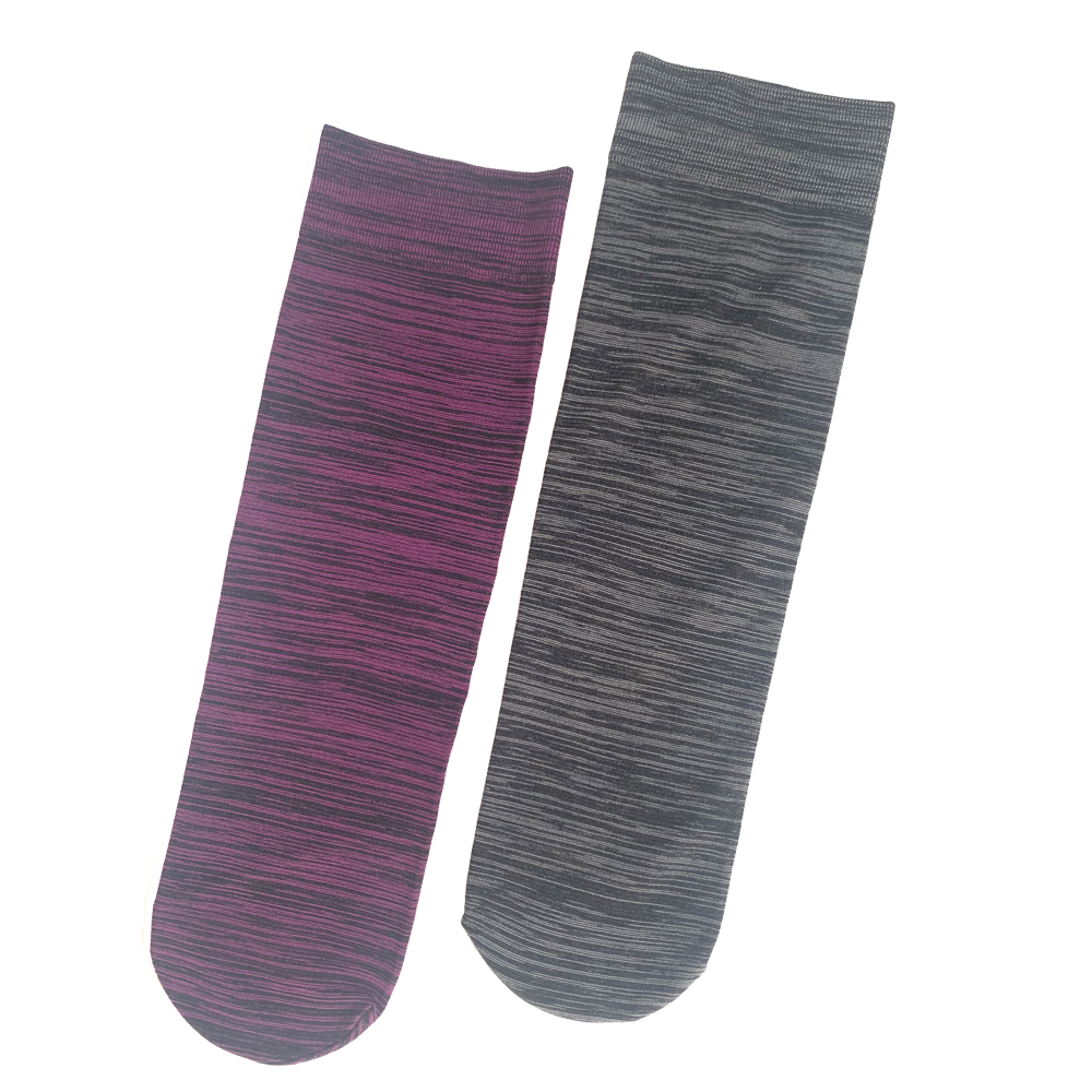 Mixed-Color Fine Stripe Crew Socks